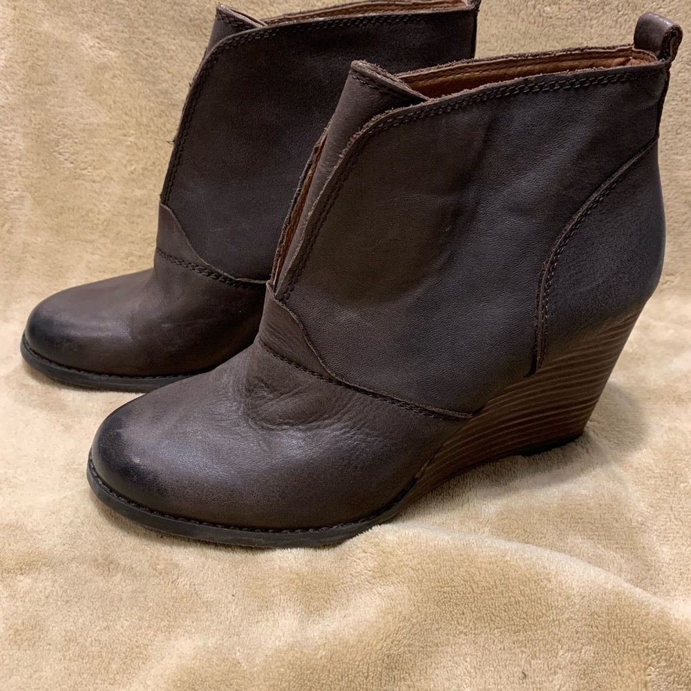 Lucky Brand Elegant Dark Brown Ankle Booties